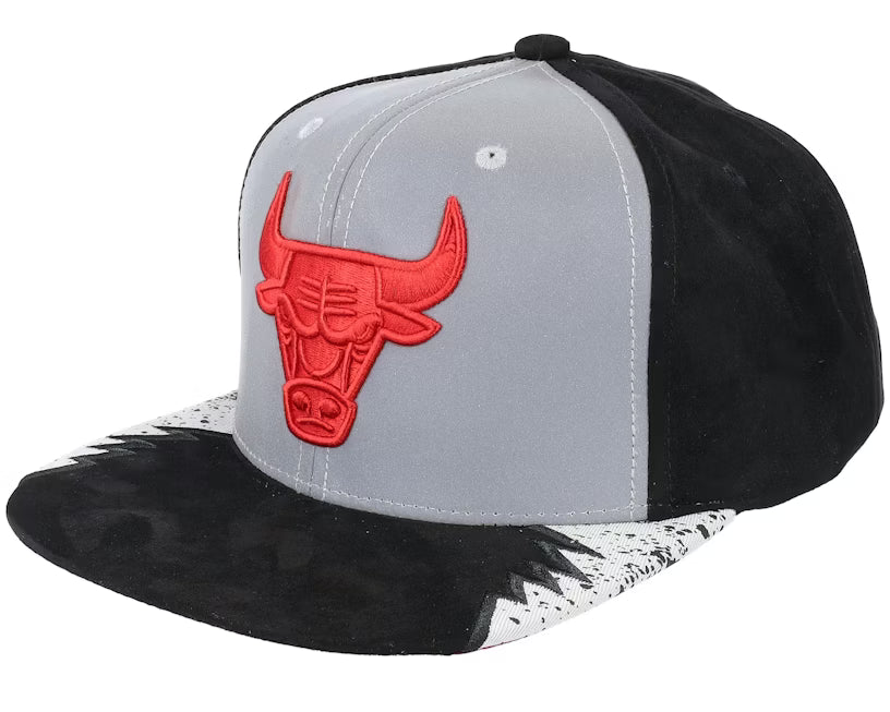Chicago Bulls Reflextive Grey/Black Snapback