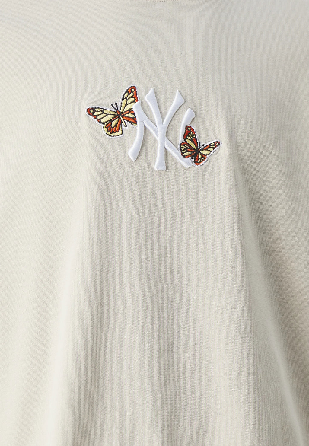 T-Shirt NY Yankees beige con ricamo